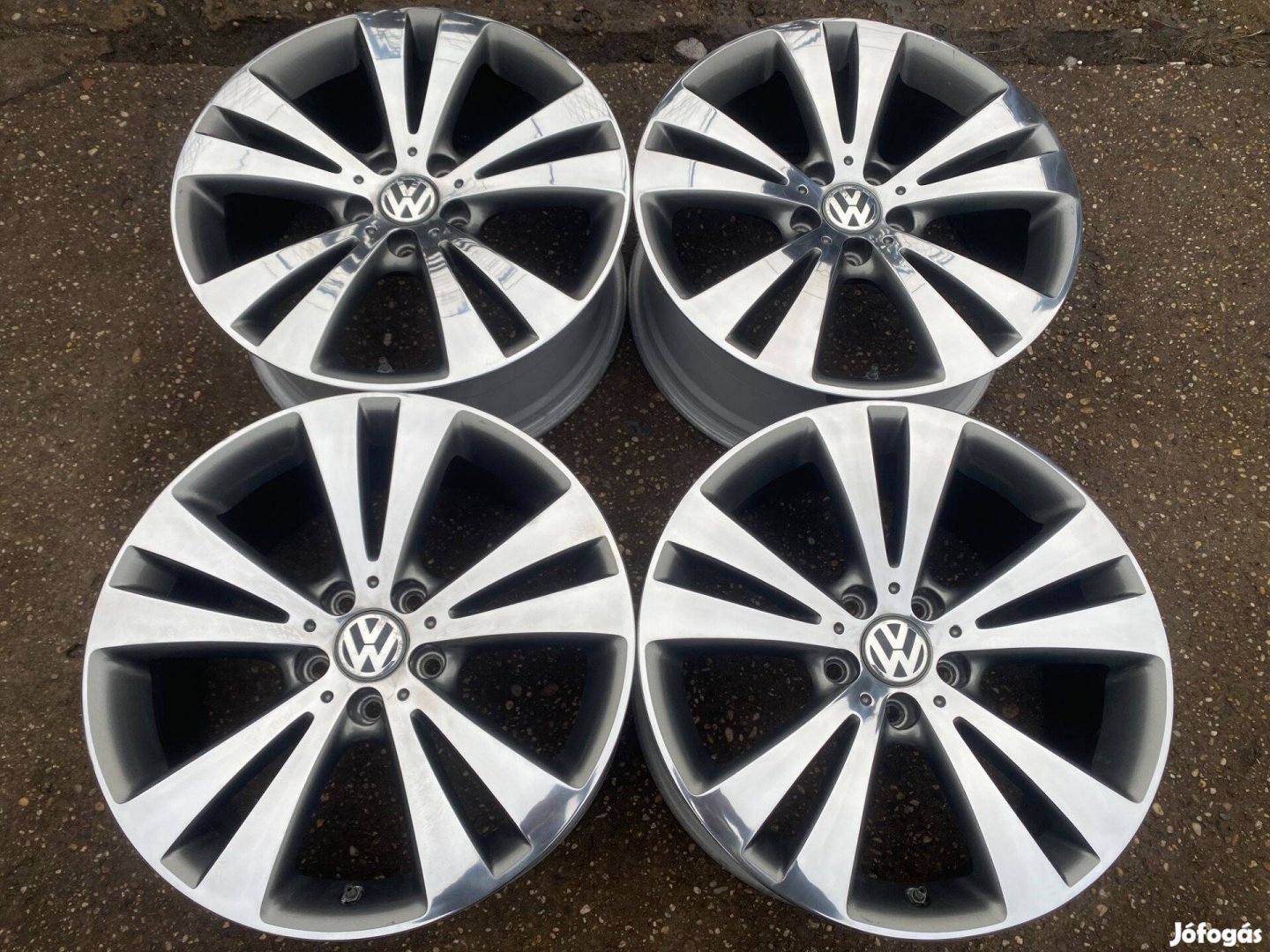 4db gyári 18" VW Passat [Chicago] alufelni. (933)